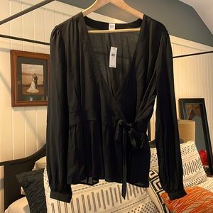Black Gap wrap blouse size M